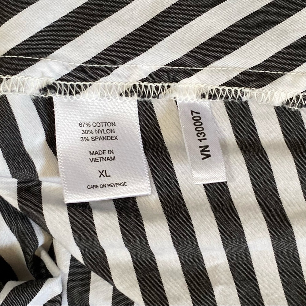 NY&Co Striped Cold Shoulder Shirt Dress - Picture 6 of 8